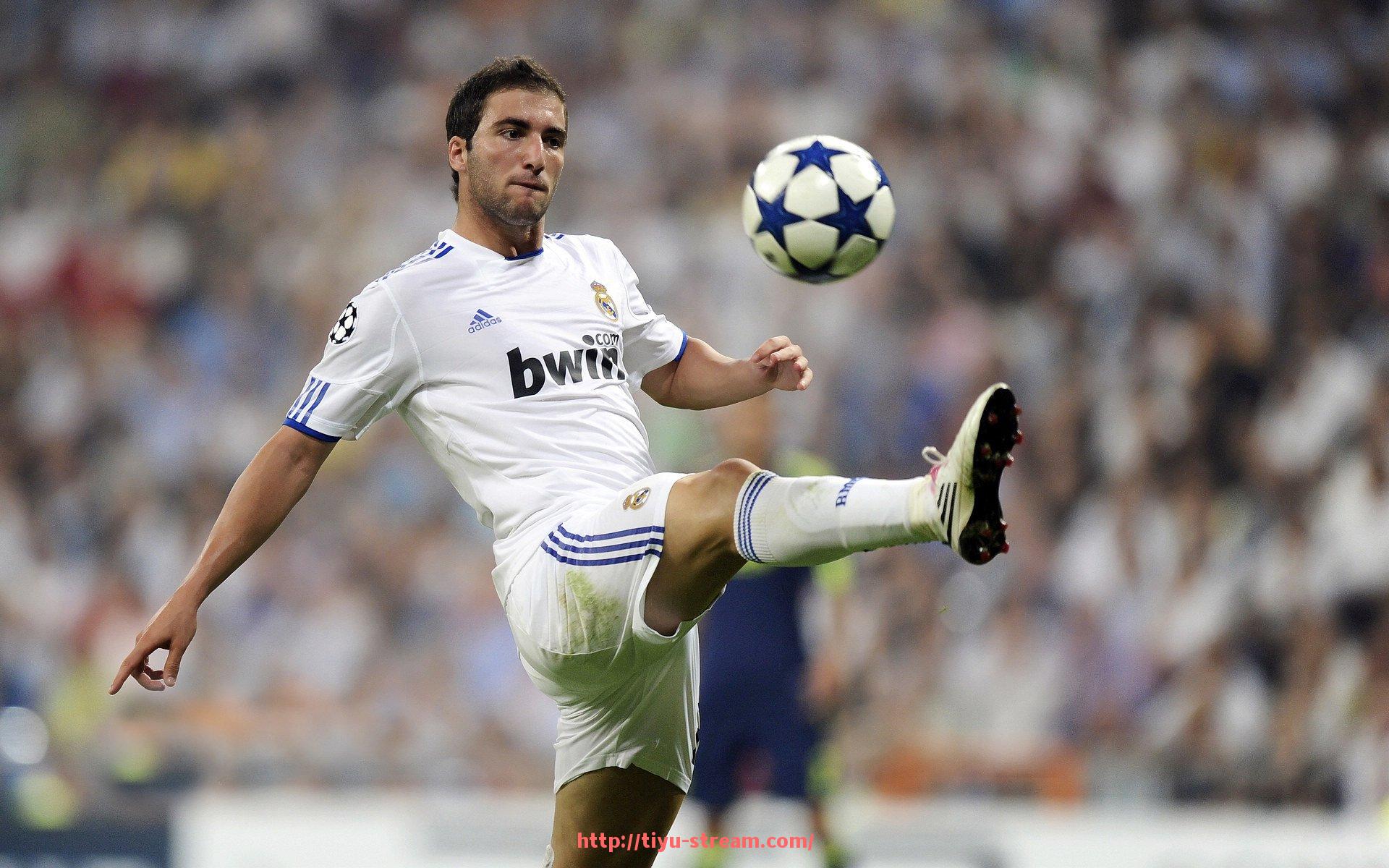 体育直播-简短而精准的形容德甲球队实力和风格的句子精选